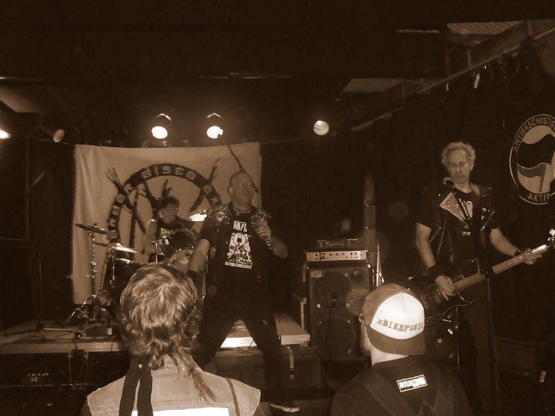 20090419_0021.jpg - click for next picture